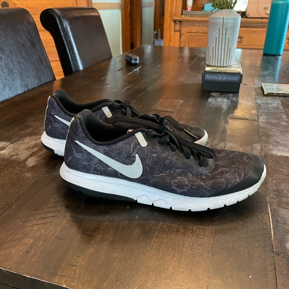 Nike Running Shoes, sz 8.5
